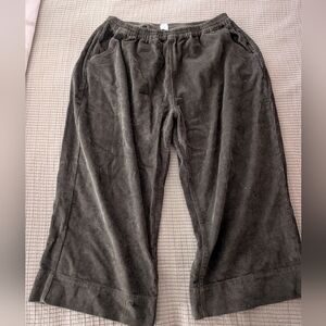 NWOT SHINY BY NATURE OLIVE GREEN CORDUROY PANTS